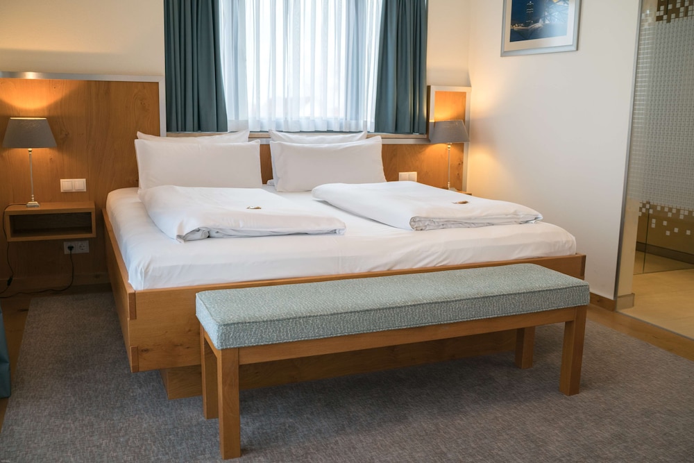 Apollo First Class Double Room - Photo 2