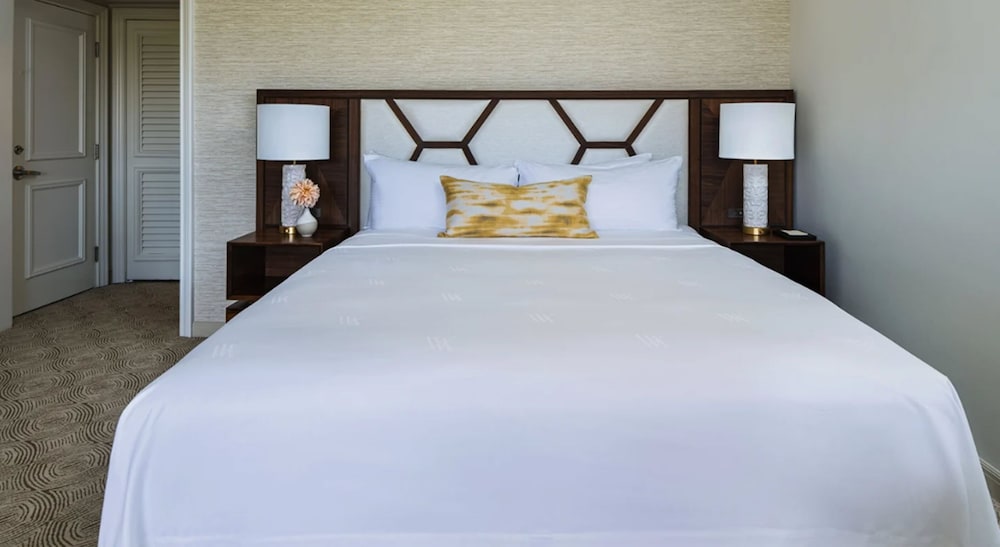 Club Room, Club Lounge Access, Garden View (Napua)