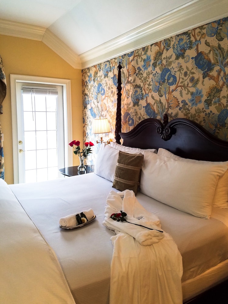 Luxury Room, 1 Bedroom, Non Smoking (Room 322) photo 3
