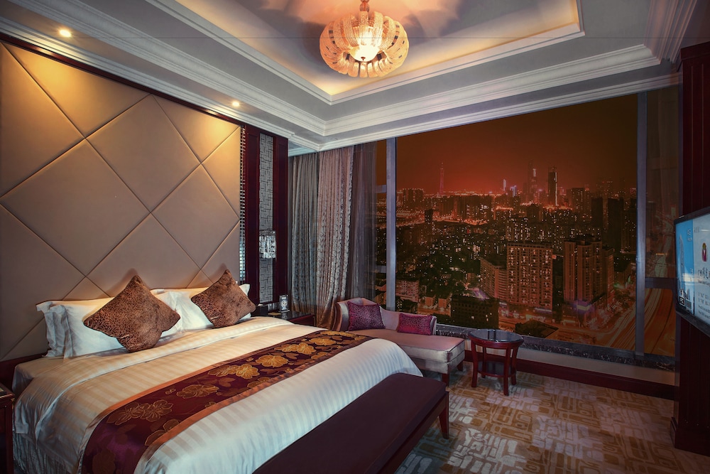 Executive Room, 1 King Bed - Photo 3