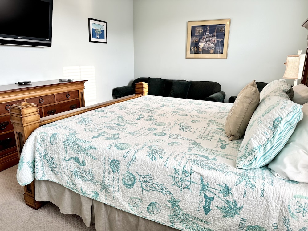 House, 4 Bedrooms photo 2