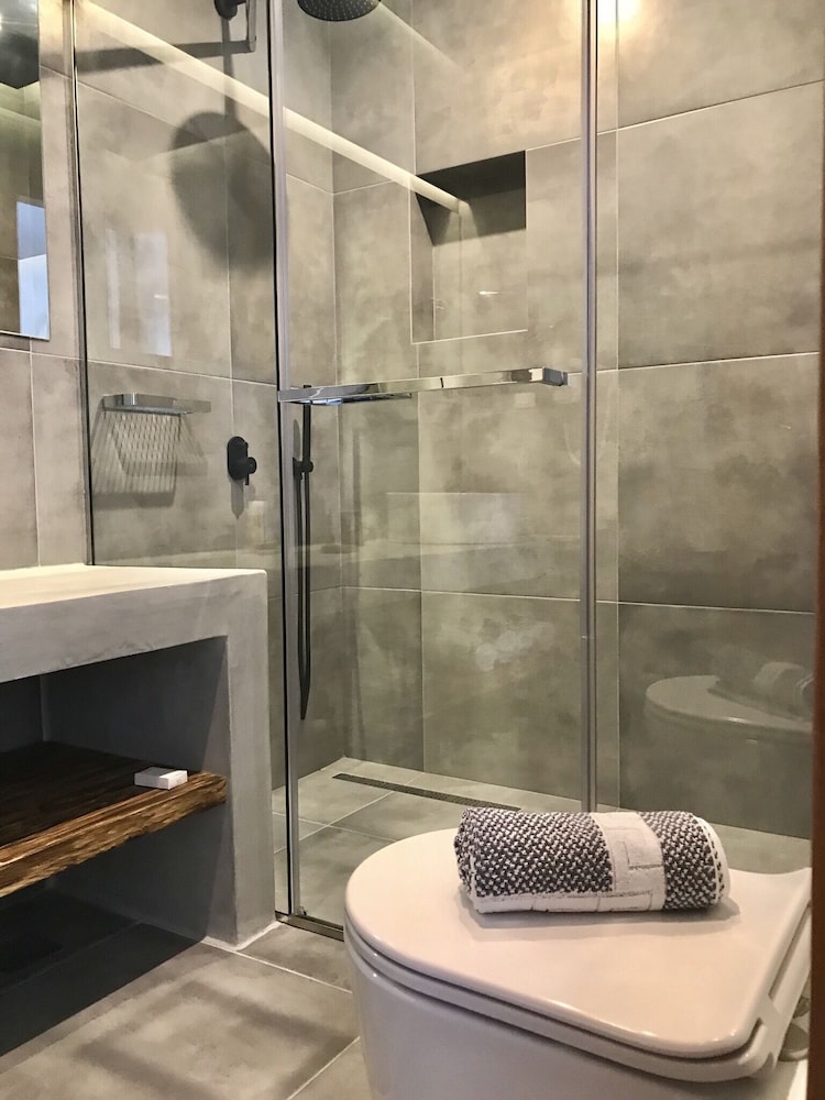 Deluxe Double or Twin Room - Photo 3