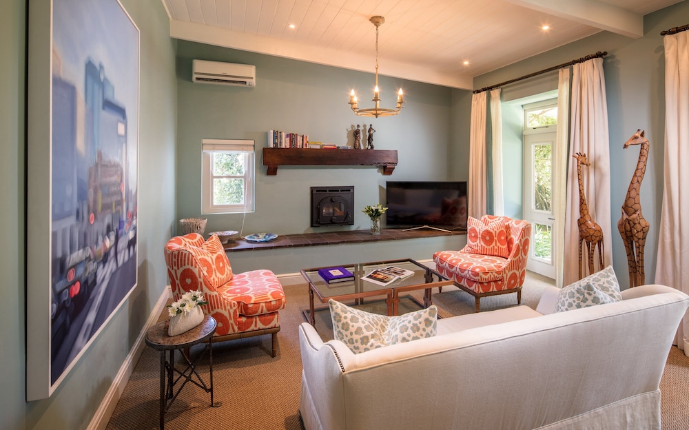 Luxury Suite (Pool) photo 3