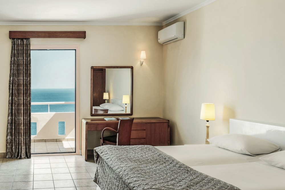 Studio, Sea View - Photo 1