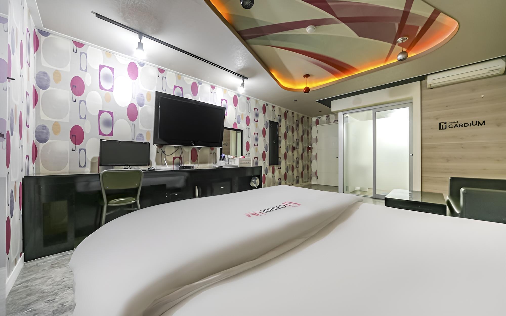 Room (Standard room) - Photo 2