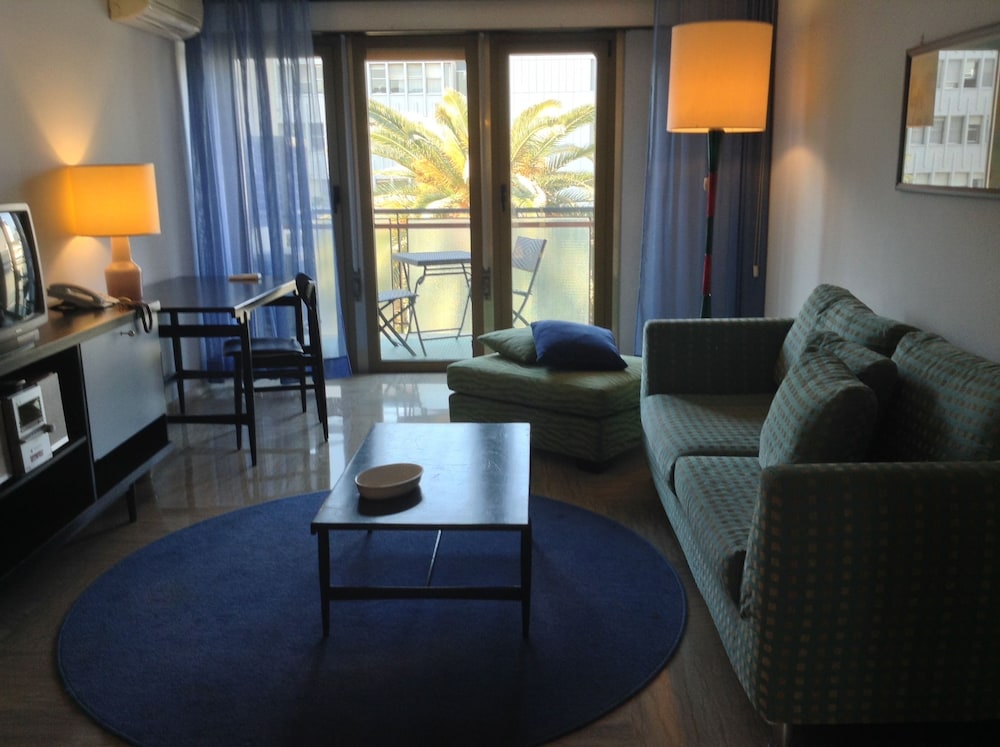 Three Bedroom Apartment (4 pax)
