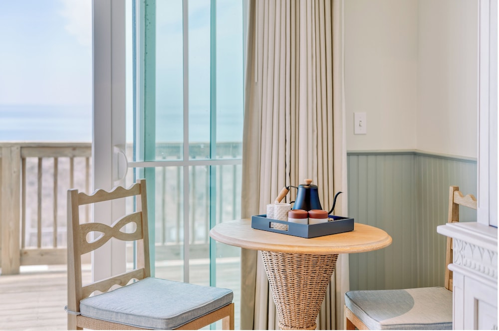 Room, 2 Queen Beds, Accessible - Photo 6