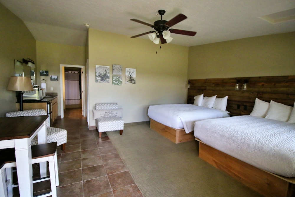 Family Suite, Multiple Beds, Non Smoking