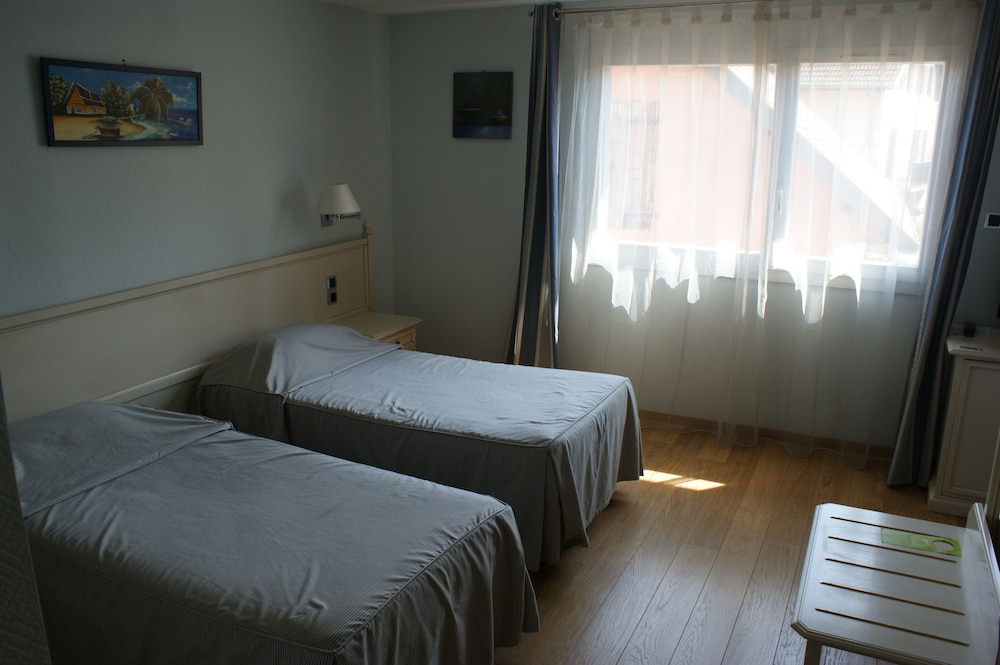 House (Twin) photo 3