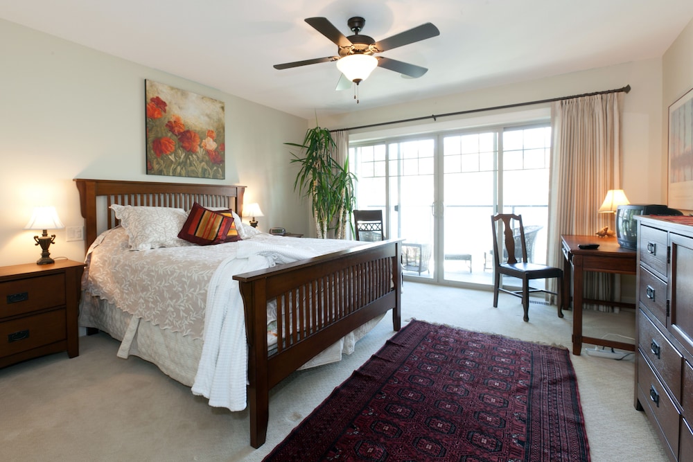 Master Bedroom photo 3