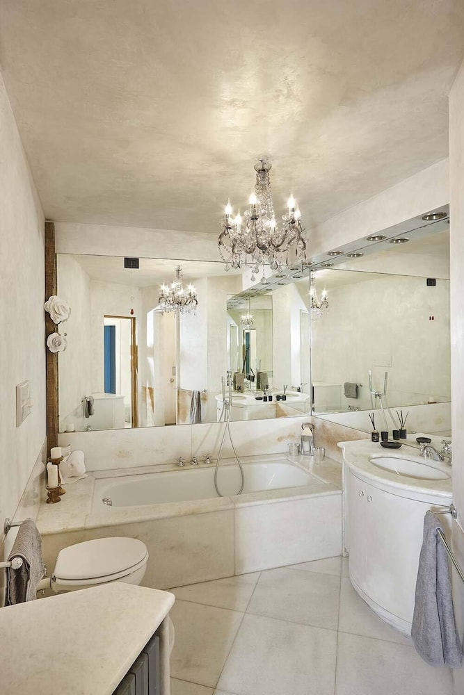 Junior Suite, Ground Floor photo 2
