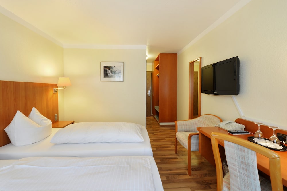 Double Room - Photo 5