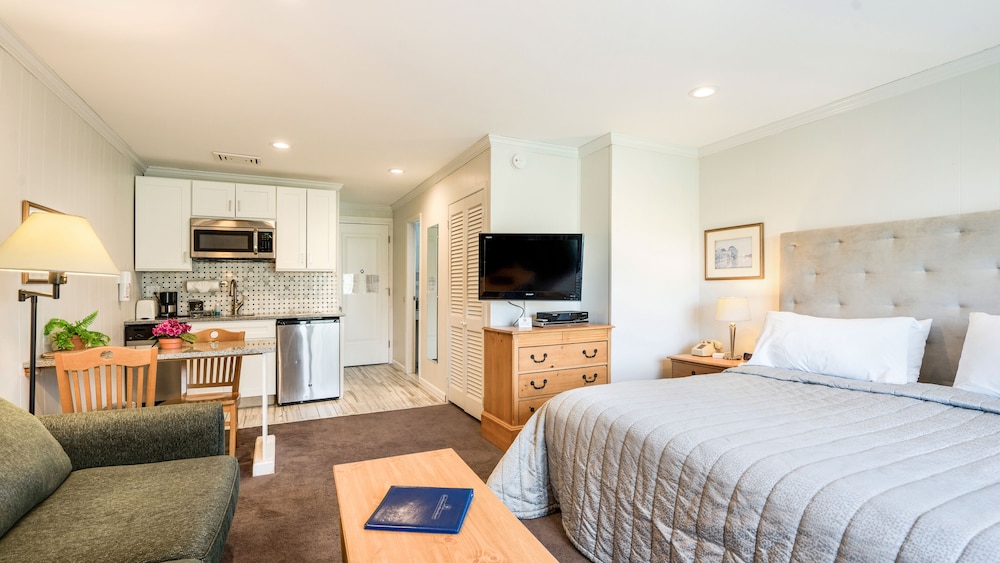 Deluxe Studio, Kitchen