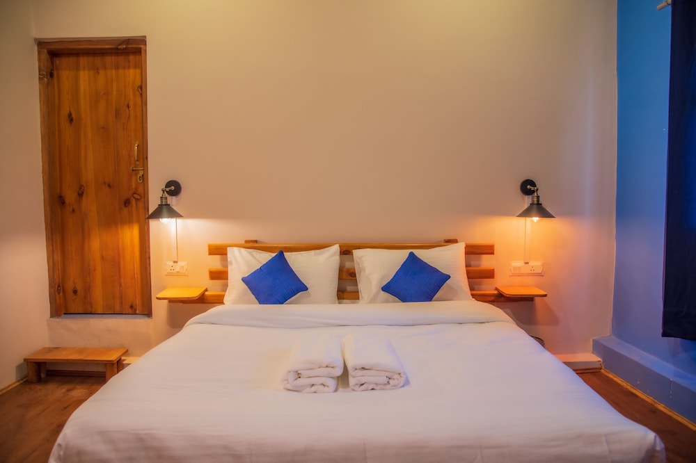 Standard Room - Photo 1