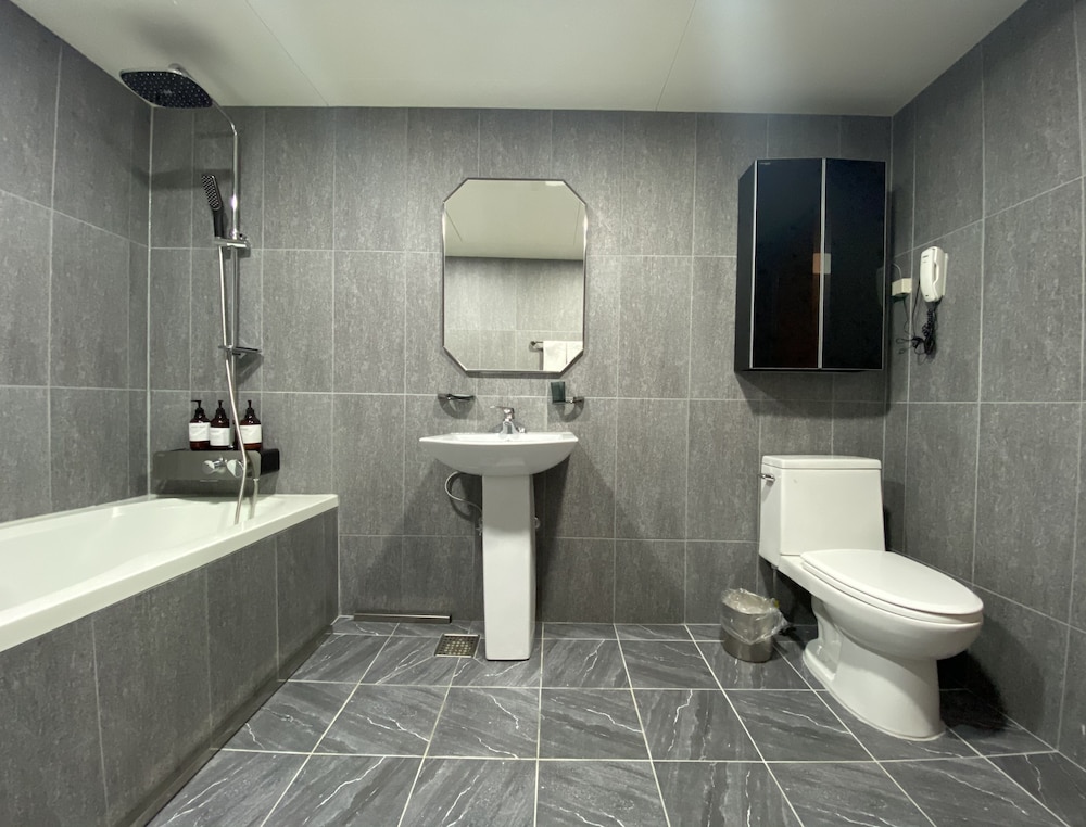 Premier Room - Photo 5