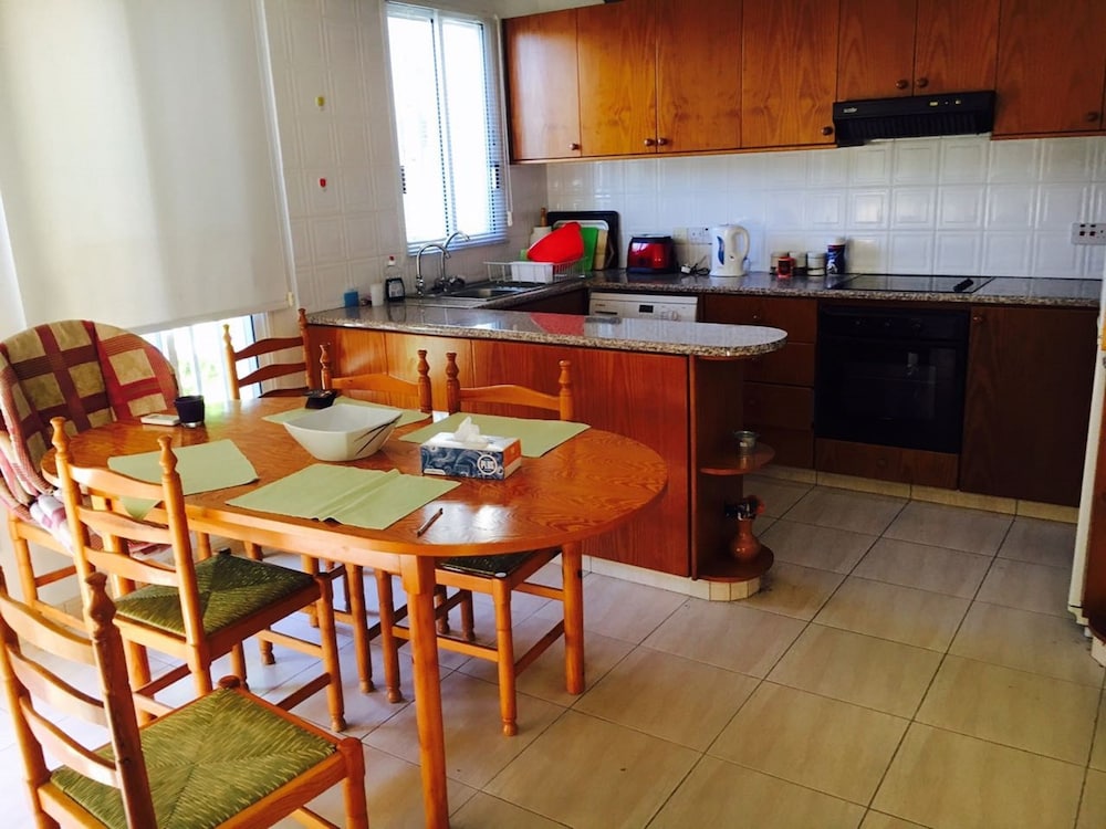Comfort Apartment, 2 Bedrooms, Pool Access, Pool View photo 2