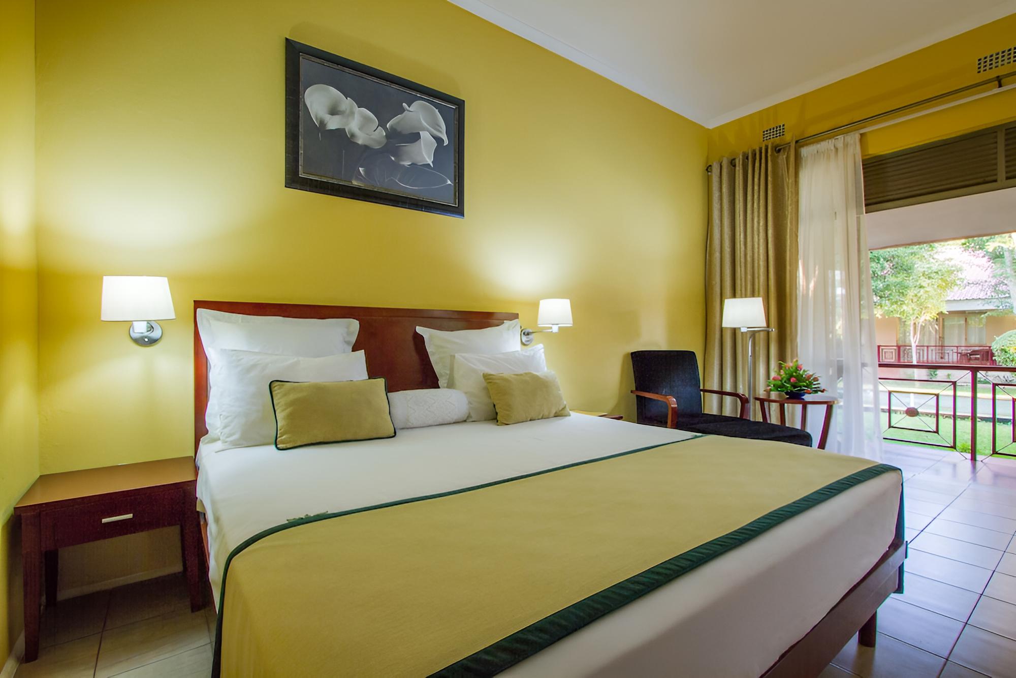Double Room, 1 Double Bed, Courtyard View photo 2