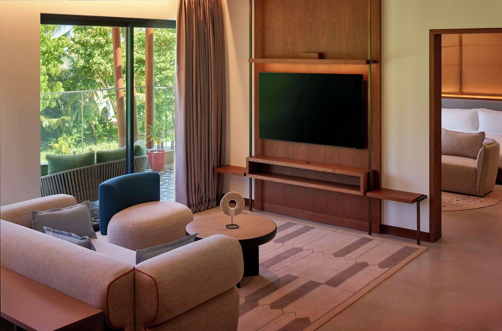 Suite, Multiple Beds, Balcony