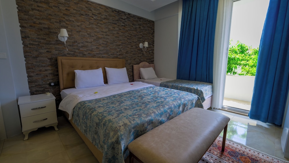 Comfort Double Room, 1 King Bed (2 People) photo 1