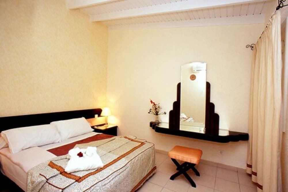 Standard Room photo 3
