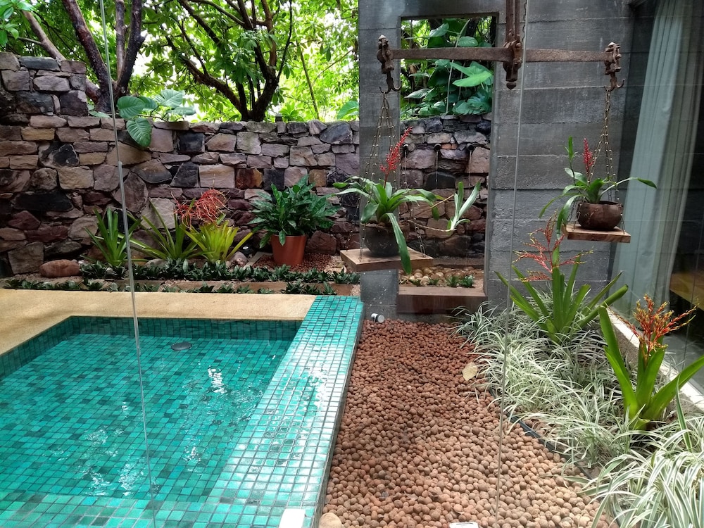 Romantic Double Room, Private Pool photo 2