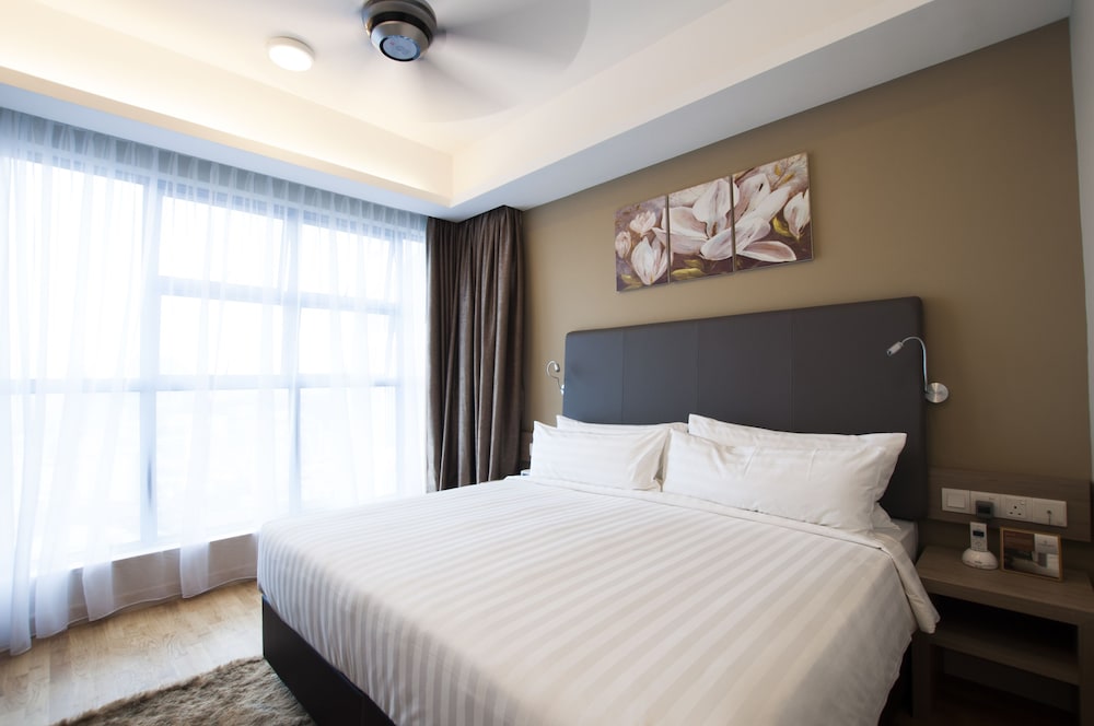 Suasana Premium Suites 2 Bedrooms thumbnail 5