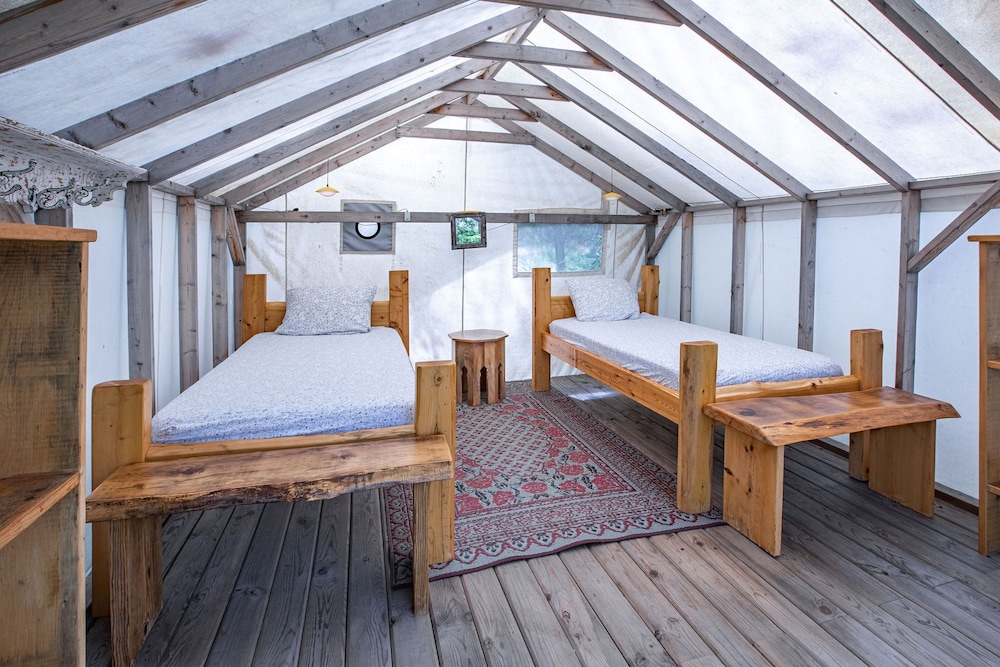 Birches Tent, 2 Twin Beds photo 1