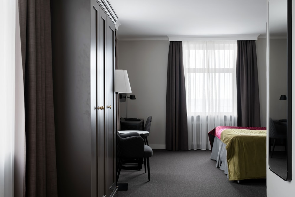 Deluxe Room - Photo 3