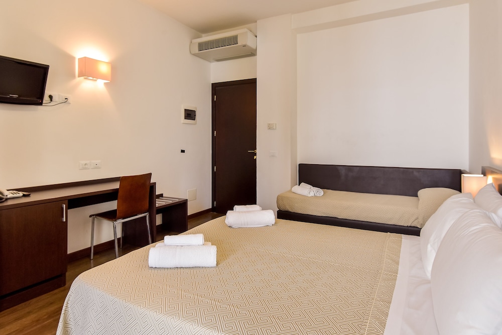 Comfort Quadruple Room photo 2