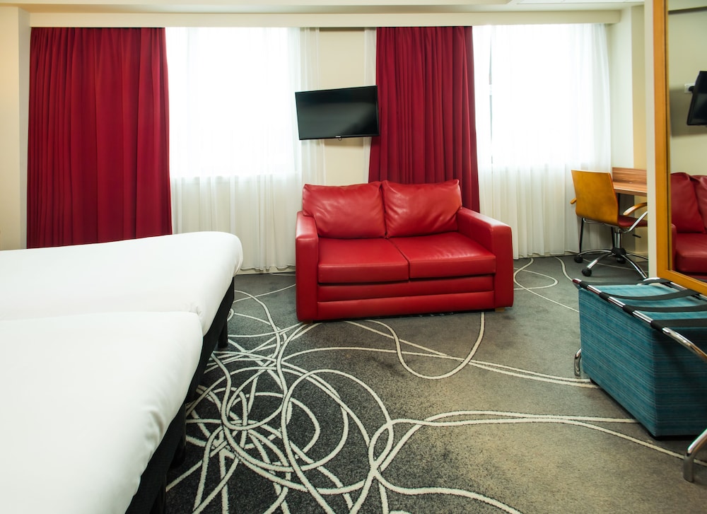 Room, 2 Twin Beds (The Duet) - Photo 3