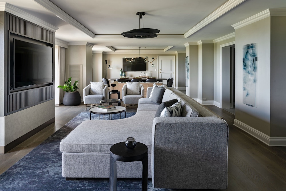 Presidential Suite, 1 King Bed with Sofa bed, Balcony