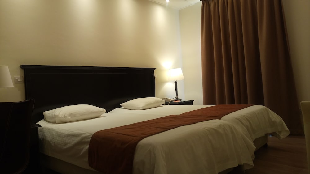 Superior Double or Twin Room - Photo 1