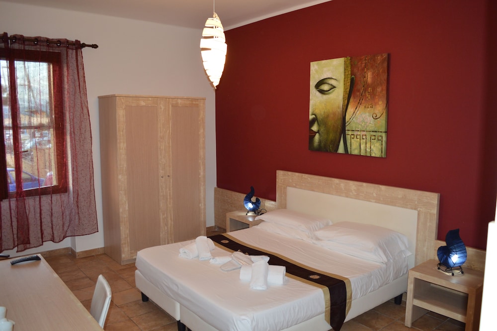 Double or Twin Room (Amaranto) photo 2