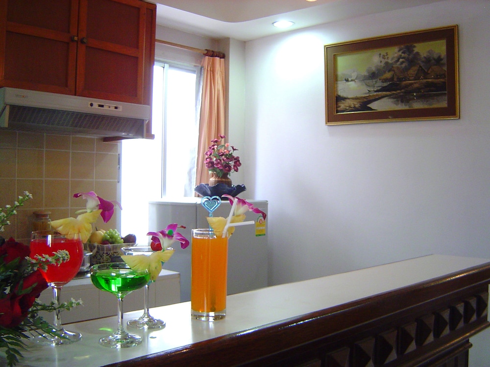 One Bedroom Apartment - Photo 17
