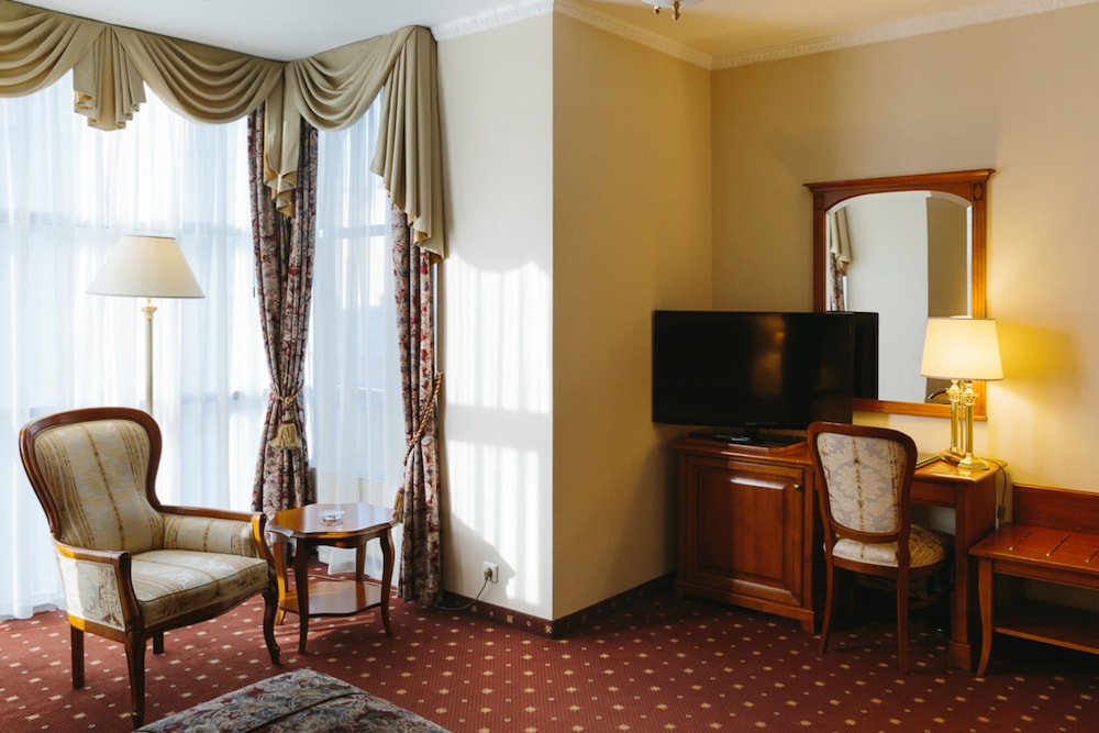 Standard Room, City View photo 3