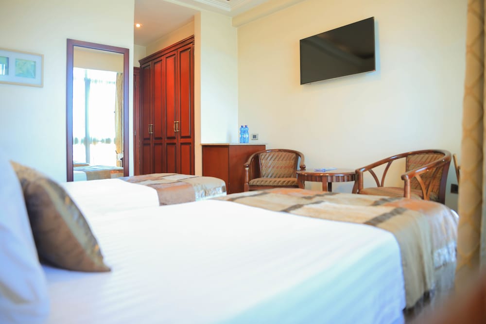 Economy Twin Room photo 1