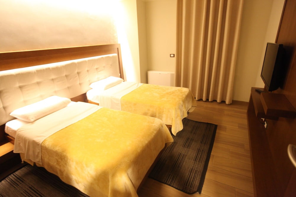Double or Twin Room photo 2