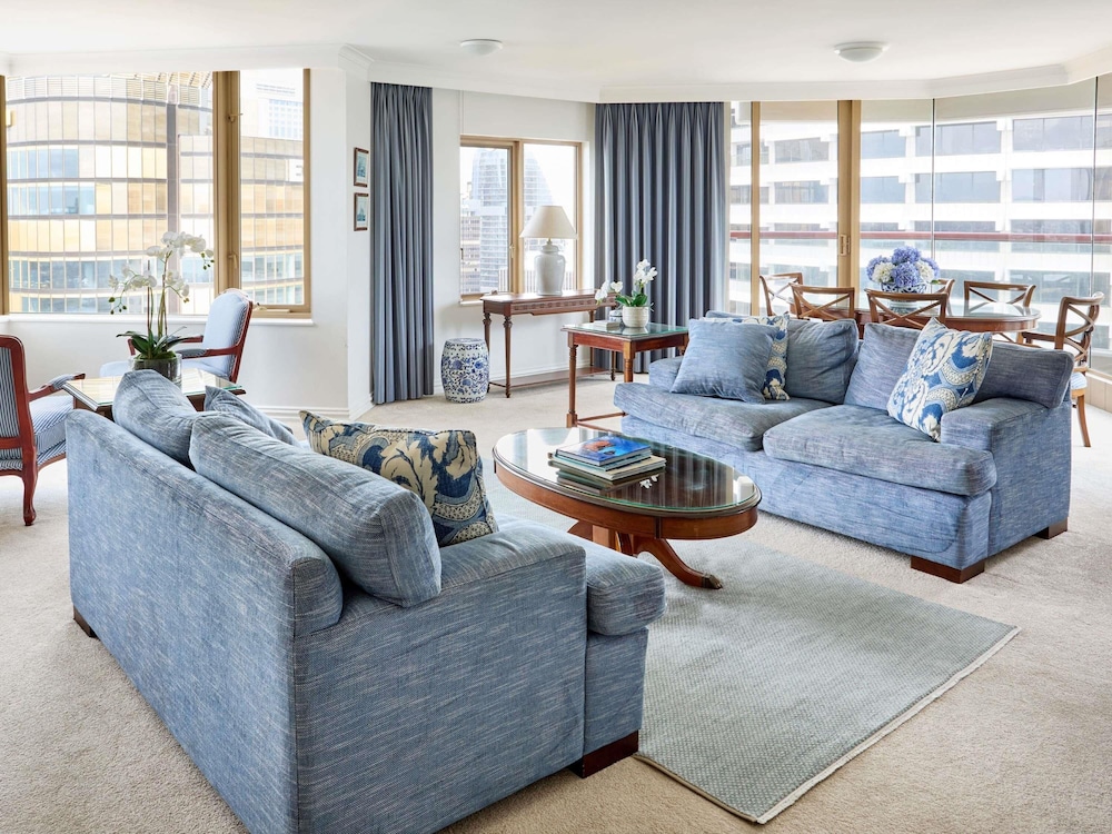 Penthouse, 2 Bedrooms, City View (Non-refurbished)
