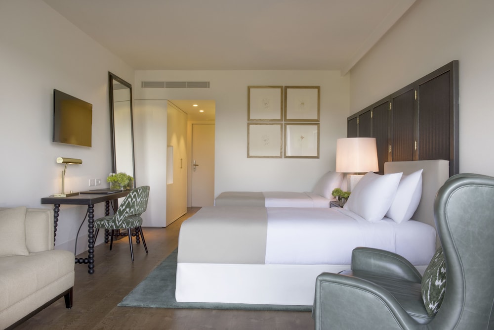 Deluxe Twin Room photo 2