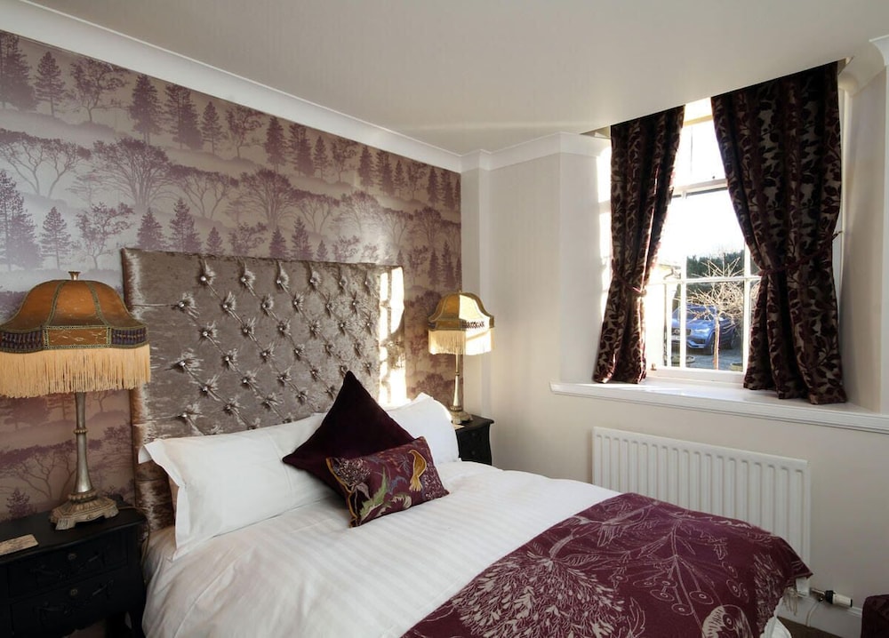 Classic Double Room, Ensuite - Photo 4
