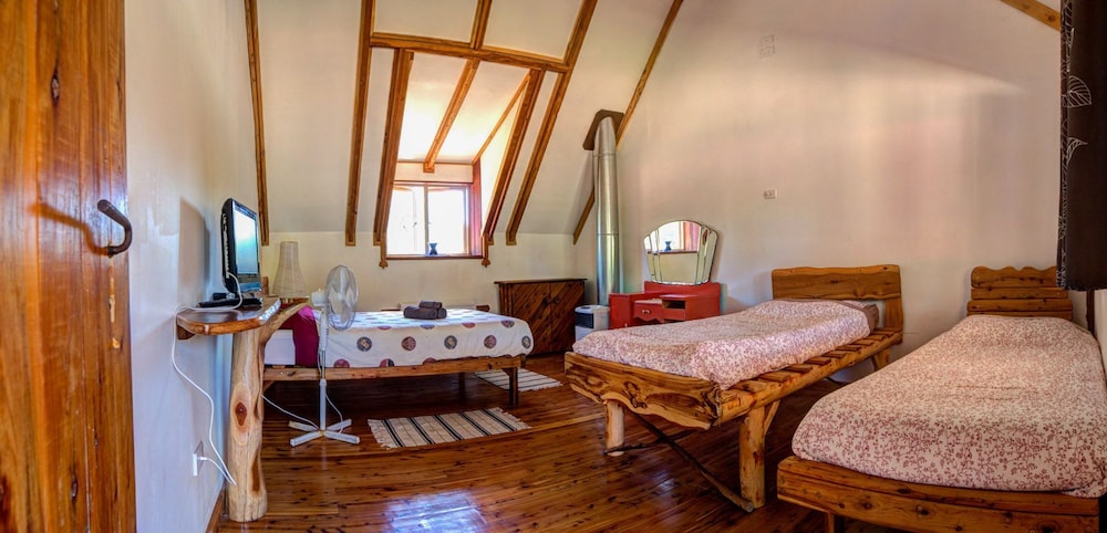 Farmhouse Room 3 photo 1
