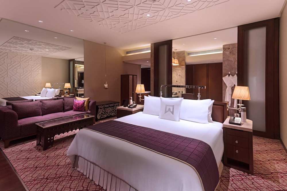 ITC One, 1 King Bed, Lake view photo 3