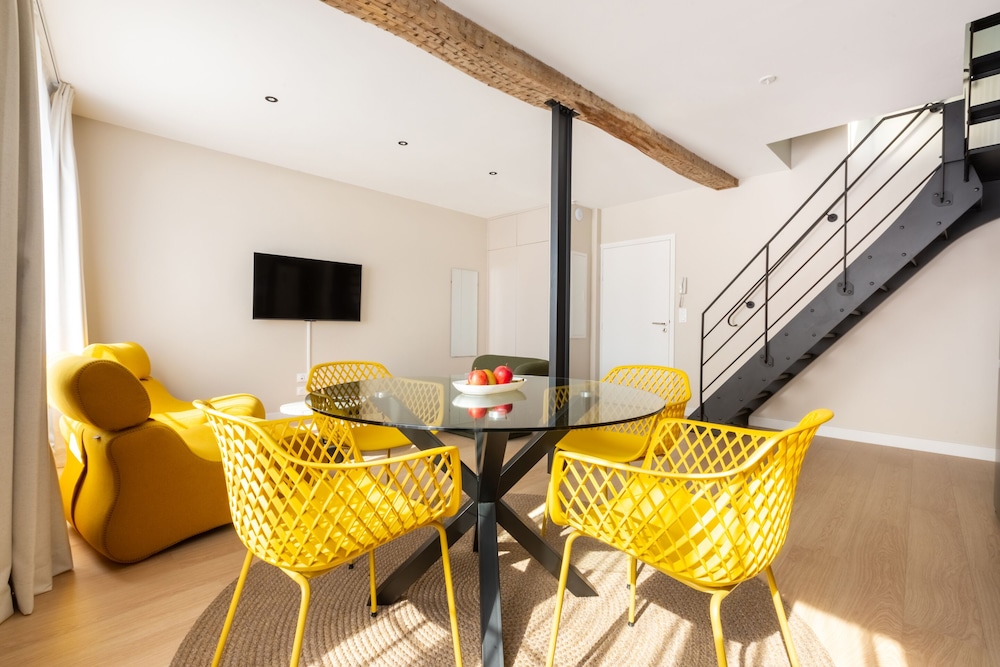 Apartment, Ensuite, City View - Photo 5