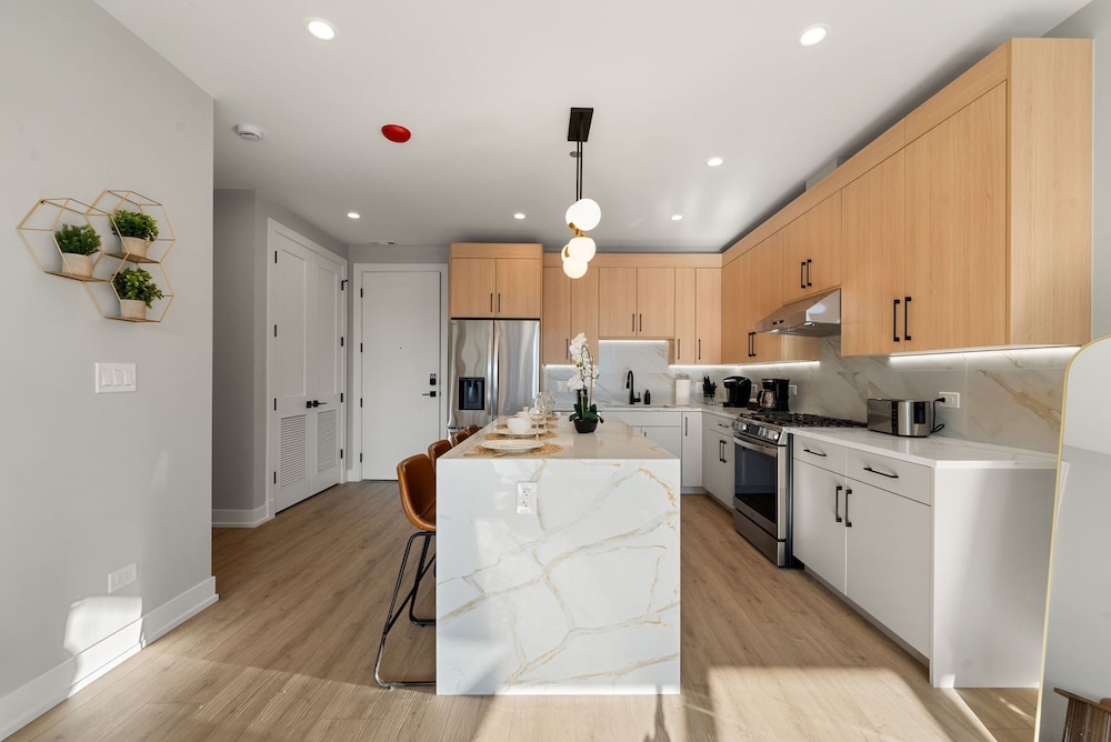 Bright 2bed 2bath in Brand New Pilsen Development, Zdjęcie 25