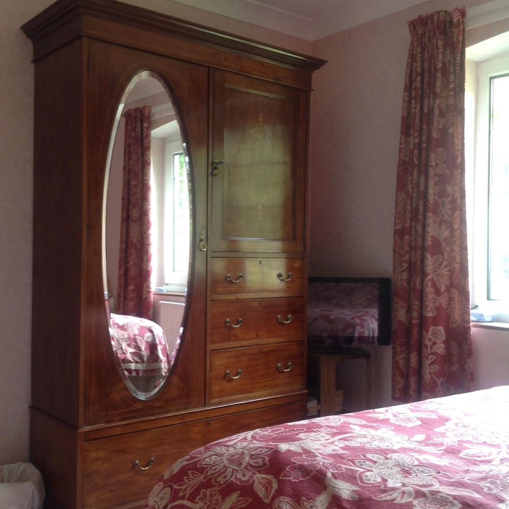 Classic Double Room, Ground Floor (Rose Suite ) photo 2