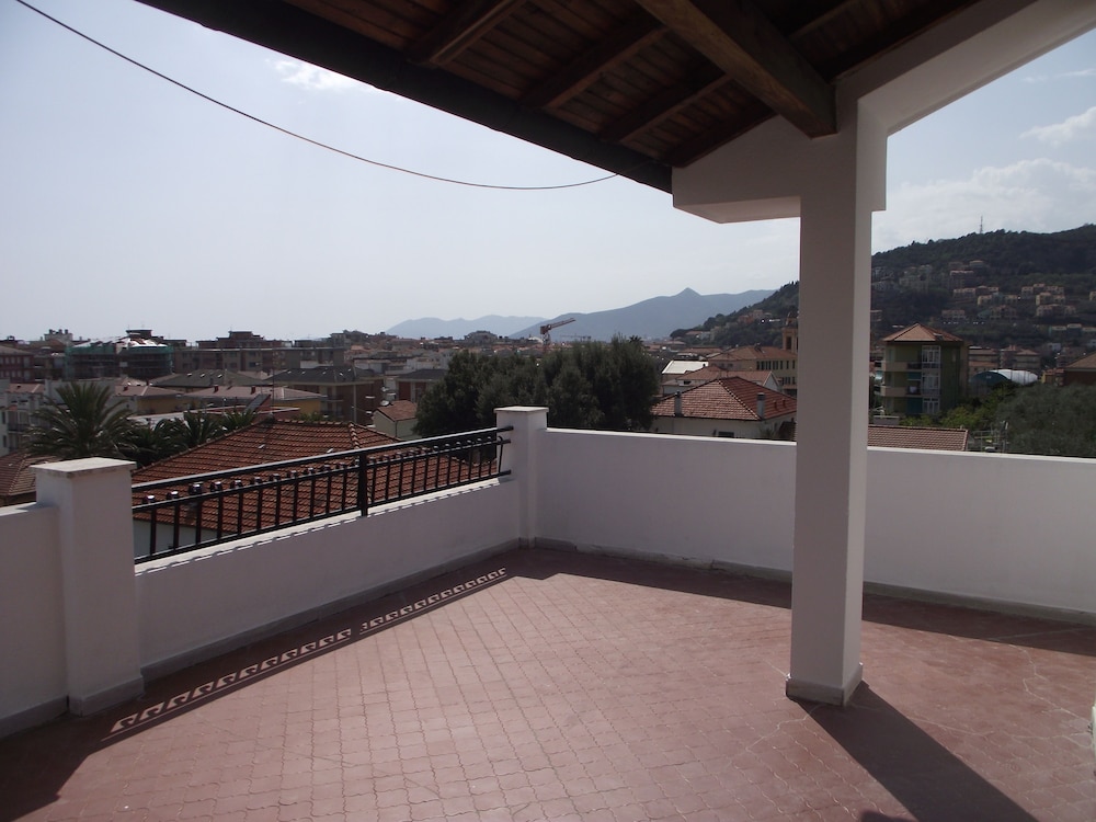 Superior Apartment photo 3