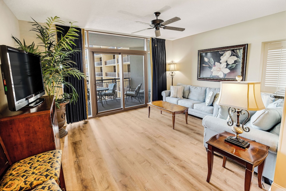 Beaufort Oceanfront One Bedroom Condo - Photo 5