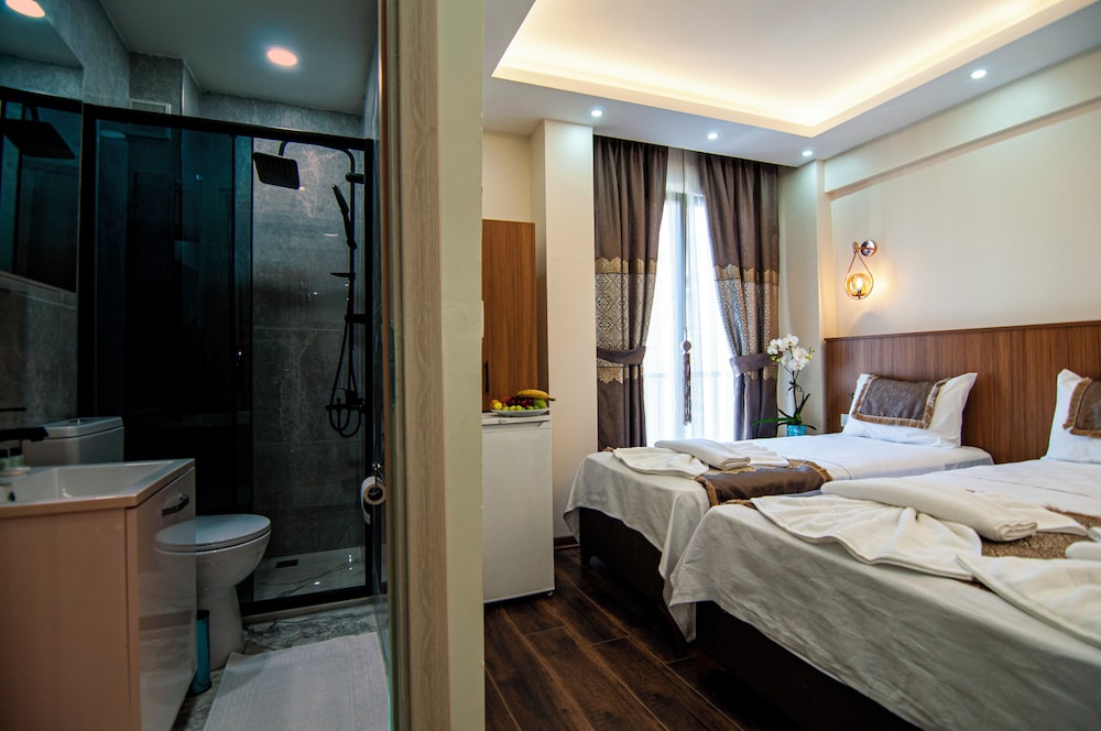 Standard Quadruple Room photo 3