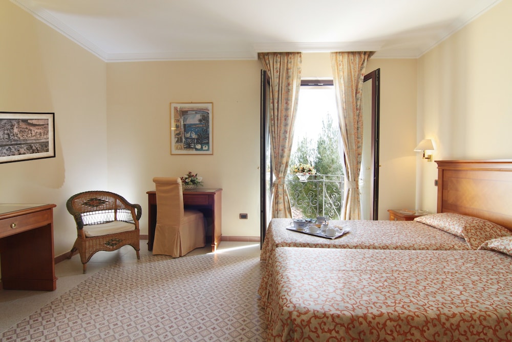 Superior Double Room photo 2