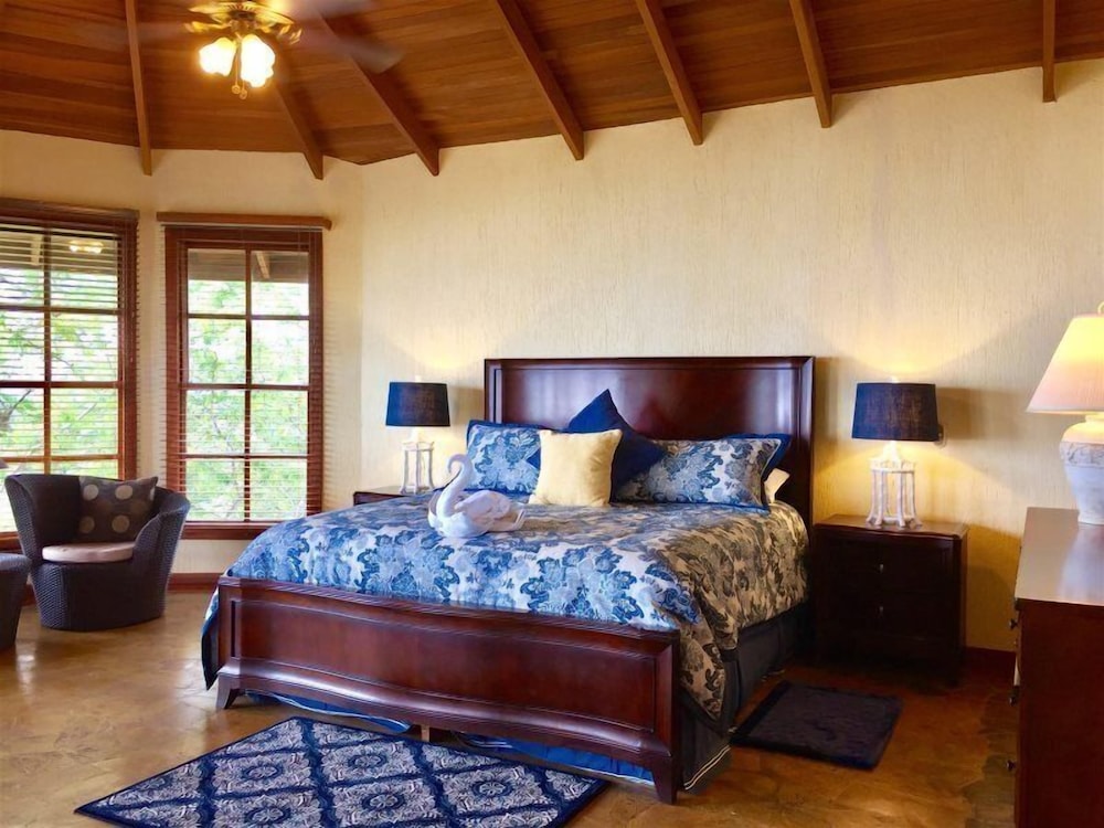 Luxury Villa, 2 Bedrooms, Private Pool, Ocean View photo 3